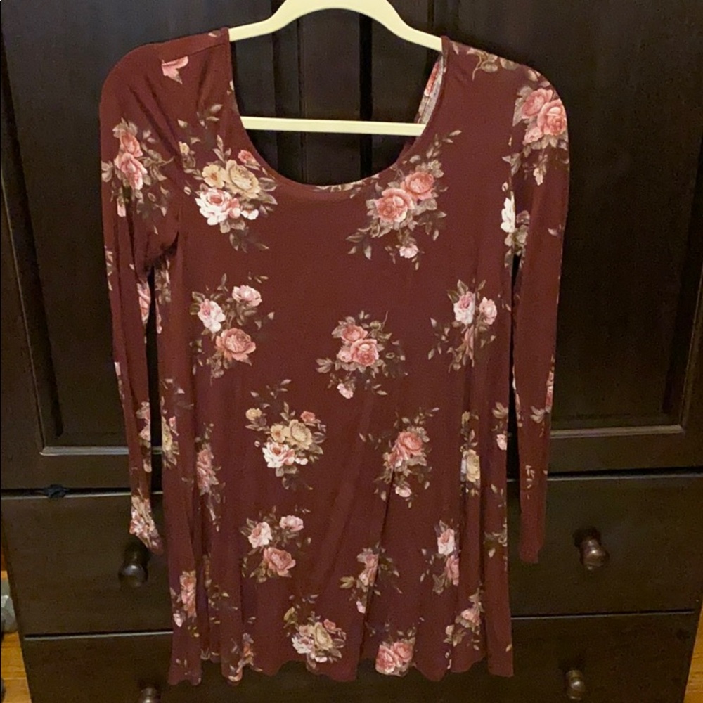 Floral long-sleeved dress